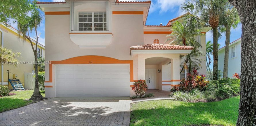 House in Plantation, Florida 4 bedrooms, 243.59 sq.m. № 1794078