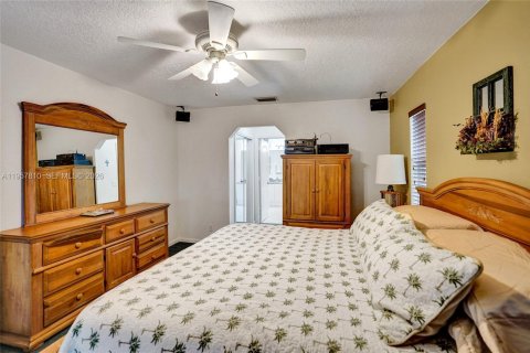 Casa en venta en Loxahatchee Groves, Florida, 4 dormitorios, 199.28 m2 № 2011727 - foto 16