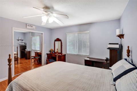 Casa en venta en Loxahatchee Groves, Florida, 4 dormitorios, 199.28 m2 № 2011727 - foto 14