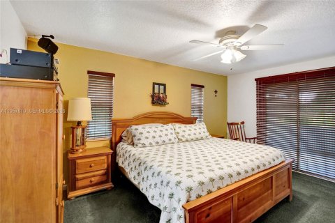 Casa en venta en Loxahatchee Groves, Florida, 4 dormitorios, 199.28 m2 № 2011727 - foto 17