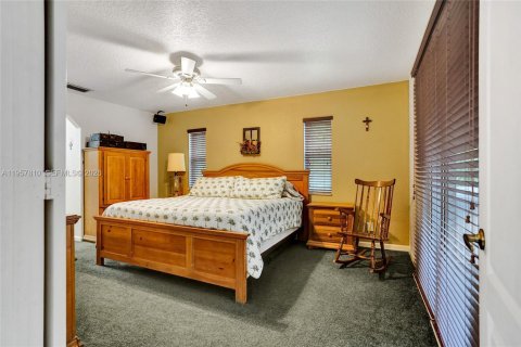 Casa en venta en Loxahatchee Groves, Florida, 4 dormitorios, 199.28 m2 № 2011727 - foto 6