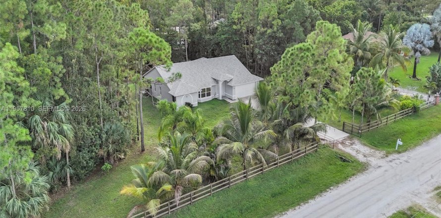 Casa en Loxahatchee Groves, Florida 4 dormitorios, 199.28 m2 № 2011727