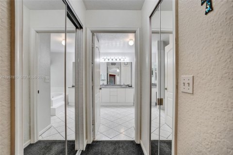 Casa en venta en Loxahatchee Groves, Florida, 4 dormitorios, 199.28 m2 № 2011727 - foto 20