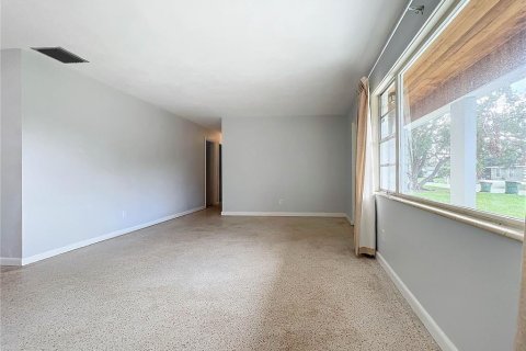 Casa en alquiler en Sarasota, Florida, 3 dormitorios, 124.12 m2 № 1884277 - foto 11