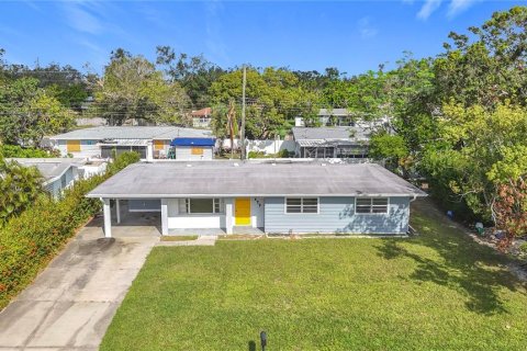 Casa en alquiler en Sarasota, Florida, 3 dormitorios, 124.12 m2 № 1884277 - foto 1