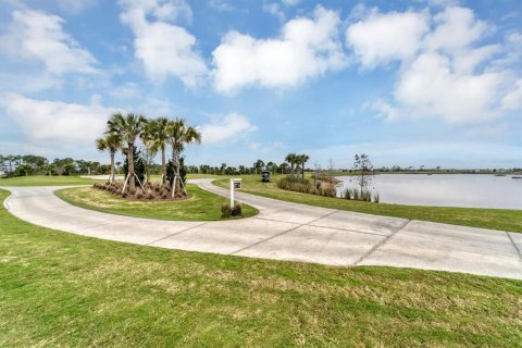 House in Venice, Florida 2 bedrooms, 171.87 sq.m. № 751528 - photo 27