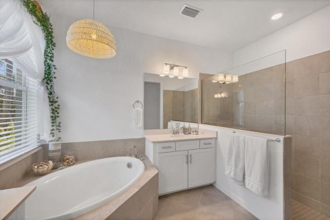 House in Venice, Florida 2 bedrooms, 171.87 sq.m. № 751528 - photo 17