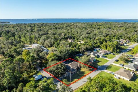 Casa en venta en Deltona, Florida, 3 dormitorios, 179.21 m2 № 2108965 - foto 5