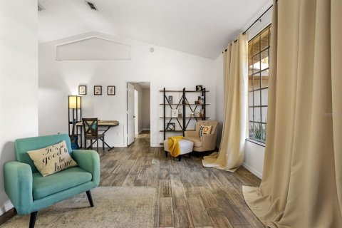 Casa en venta en Deltona, Florida, 3 dormitorios, 179.21 m2 № 2108965 - foto 13