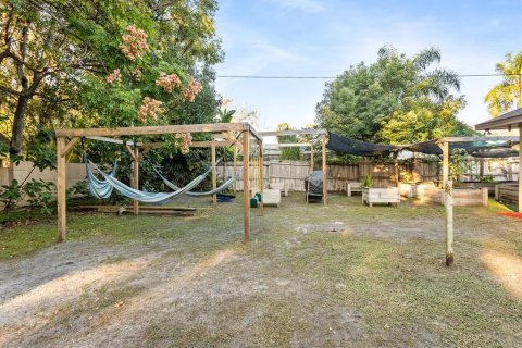 Casa en venta en Deltona, Florida, 3 dormitorios, 179.21 m2 № 2108965 - foto 10