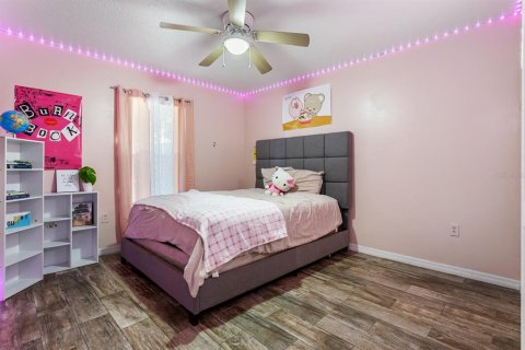 Casa en venta en Deltona, Florida, 3 dormitorios, 179.21 m2 № 2108965 - foto 23