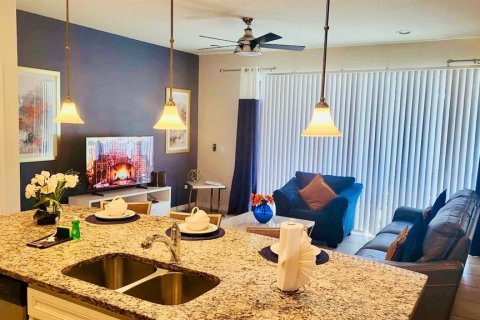 Adosado en venta en Kissimmee, Florida, 5 dormitorios, 210.24 m2 № 2204490 - foto 5