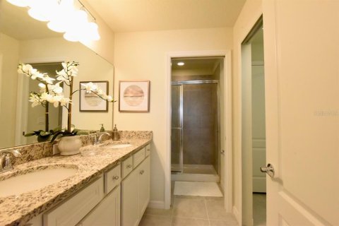 Adosado en venta en Kissimmee, Florida, 5 dormitorios, 210.24 m2 № 2204490 - foto 28