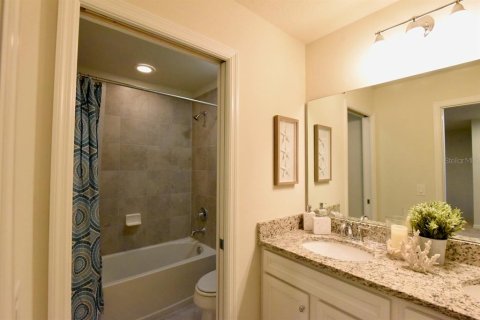 Adosado en venta en Kissimmee, Florida, 5 dormitorios, 210.24 m2 № 2204490 - foto 13