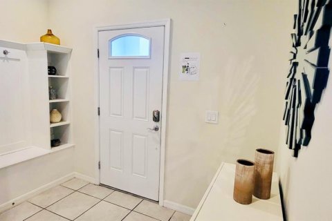 Adosado en venta en Kissimmee, Florida, 5 dormitorios, 210.24 m2 № 2204490 - foto 4