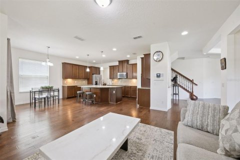 Villa ou maison à vendre à Orlando, Floride: 4 chambres, 272.11 m2 № 2147762 - photo 5