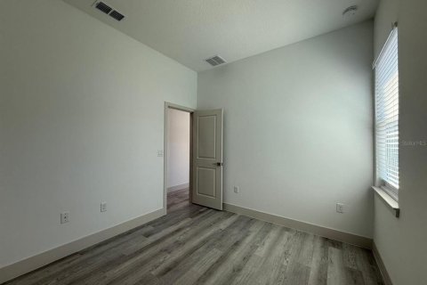 House in North Port, Florida 3 bedrooms, 170.94 sq.m. № 1906315 - photo 11