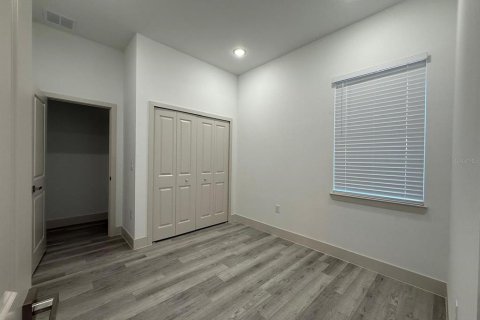House in North Port, Florida 3 bedrooms, 170.94 sq.m. № 1906315 - photo 15