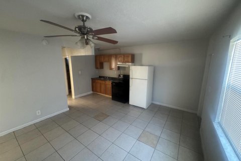 Apartamento en West Park, Florida 3 dormitorios, 264.77 m2 № 2088210