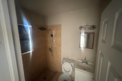Apartamento en alquiler en West Park, Florida, 3 dormitorios, 264.77 m2 № 2088210 - foto 4