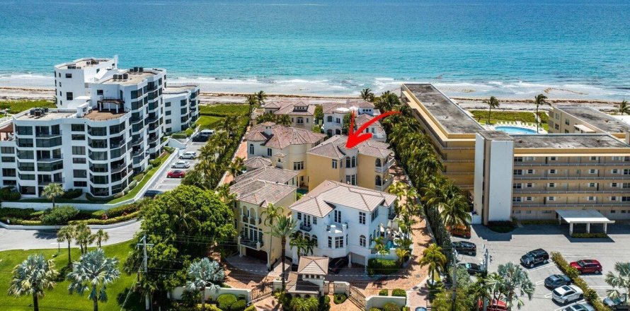 Villa ou maison à Highland Beach, Floride 3 chambres, 341.6 m2 № 1103313