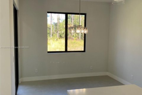 Villa ou maison à vendre à Lehigh Acres, Floride: 3 chambres, 147.71 m2 № 1950603 - photo 8