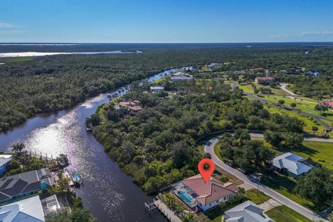 Casa en venta en Port Charlotte, Florida, 3 dormitorios, 197.88 m2 № 1690760 - foto 6