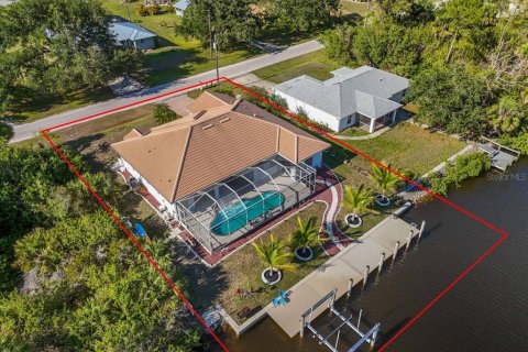Casa en venta en Port Charlotte, Florida, 3 dormitorios, 197.88 m2 № 1690760 - foto 5