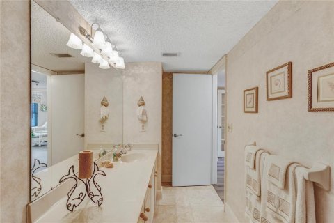 Condominio en venta en Clearwater, Florida, 2 dormitorios, 128.67 m2 № 1906523 - foto 20