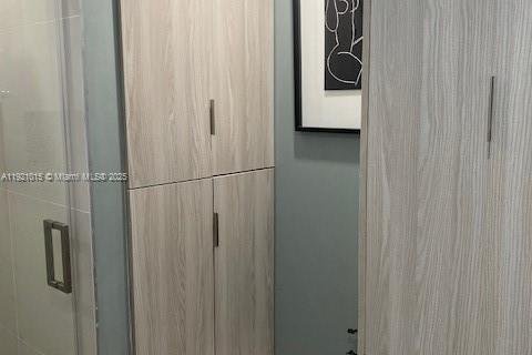 Villa ou maison à louer à Hollywood, Floride: 3 chambres, 205.78 m2 № 1975265 - photo 20