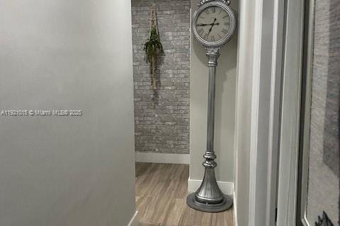 Villa ou maison à louer à Hollywood, Floride: 3 chambres, 205.78 m2 № 1975265 - photo 23