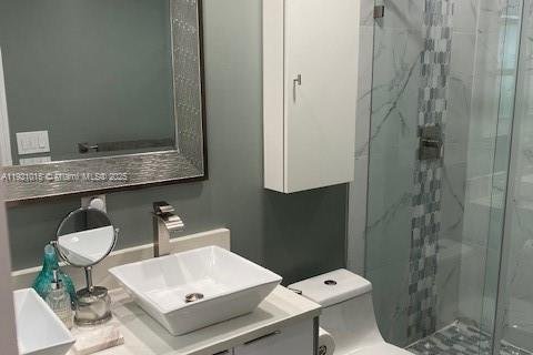 Villa ou maison à louer à Hollywood, Floride: 3 chambres, 205.78 m2 № 1975265 - photo 10