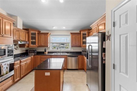 House in Crystal River, Florida 3 bedrooms, 184.69 sq.m. № 1789752 - photo 8