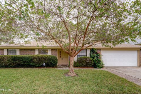 Villa ou maison à vendre à Jacksonville, Floride: 3 chambres, 188.03 m2 № 832114 - photo 1