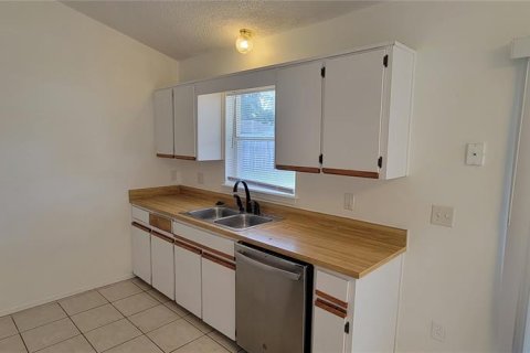 Casa en alquiler en Apopka, Florida, 3 dormitorios, 113.99 m2 № 1915181 - foto 9