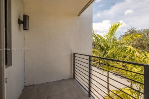 Townhouse in Plantation, Florida 3 bedrooms, 150.13 sq.m. № 1887770 - photo 24