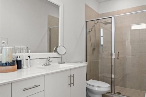 Adosado en venta en Homestead, Florida, 3 dormitorios, 153.38 m2 № 1974438 - foto 29