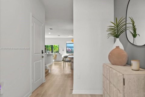 Adosado en venta en Homestead, Florida, 3 dormitorios, 153.38 m2 № 1974438 - foto 14