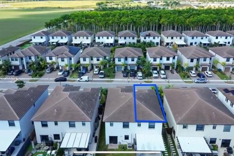 Adosado en venta en Homestead, Florida, 3 dormitorios, 153.38 m2 № 1974438 - foto 12