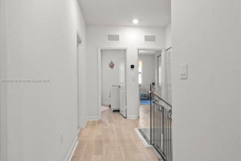 Adosado en venta en Homestead, Florida, 3 dormitorios, 153.38 m2 № 1974438 - foto 25