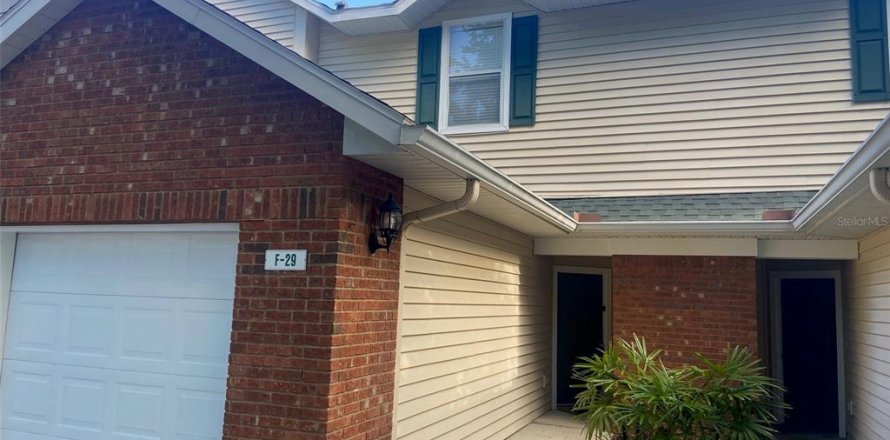 Condominio en Newberry, Florida, 2 dormitorios № 1252725