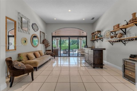 Casa en venta en Miami, Florida, 4 dormitorios, 290.69 m2 № 2076084 - foto 6
