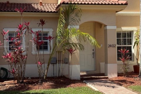 Touwnhouse à vendre à Homestead, Floride: 2 chambres, 114.64 m2 № 2063823 - photo 5