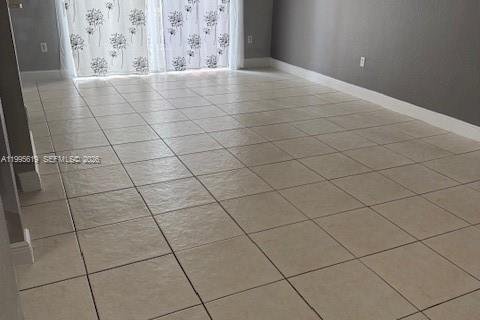 Touwnhouse à vendre à Homestead, Floride: 2 chambres, 114.64 m2 № 2063823 - photo 12