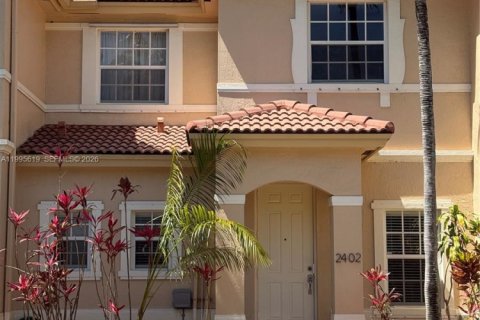 Touwnhouse à vendre à Homestead, Floride: 2 chambres, 114.64 m2 № 2063823 - photo 2