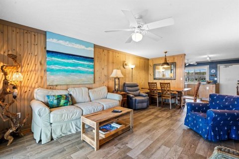 Condominio en alquiler en New Smyrna Beach, Florida, 2 dormitorios, 97.08 m2 № 1554616 - foto 5