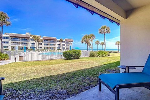 Condominio en alquiler en New Smyrna Beach, Florida, 2 dormitorios, 97.08 m2 № 1554616 - foto 1
