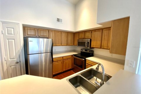 Condo in Orlando, Florida, 2 bedrooms № 2105146 - photo 6
