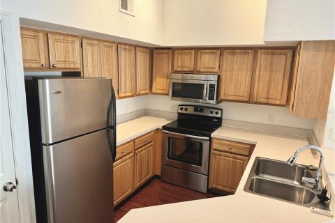 Condo in Orlando, Florida, 2 bedrooms № 2105146 - photo 5