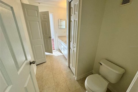 Condo in Orlando, Florida, 2 bedrooms № 2105146 - photo 18